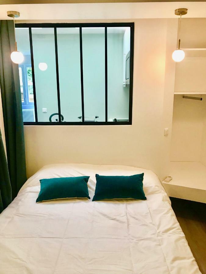 Apartment 3 Bedrooms Tour Eiffel + Parking
